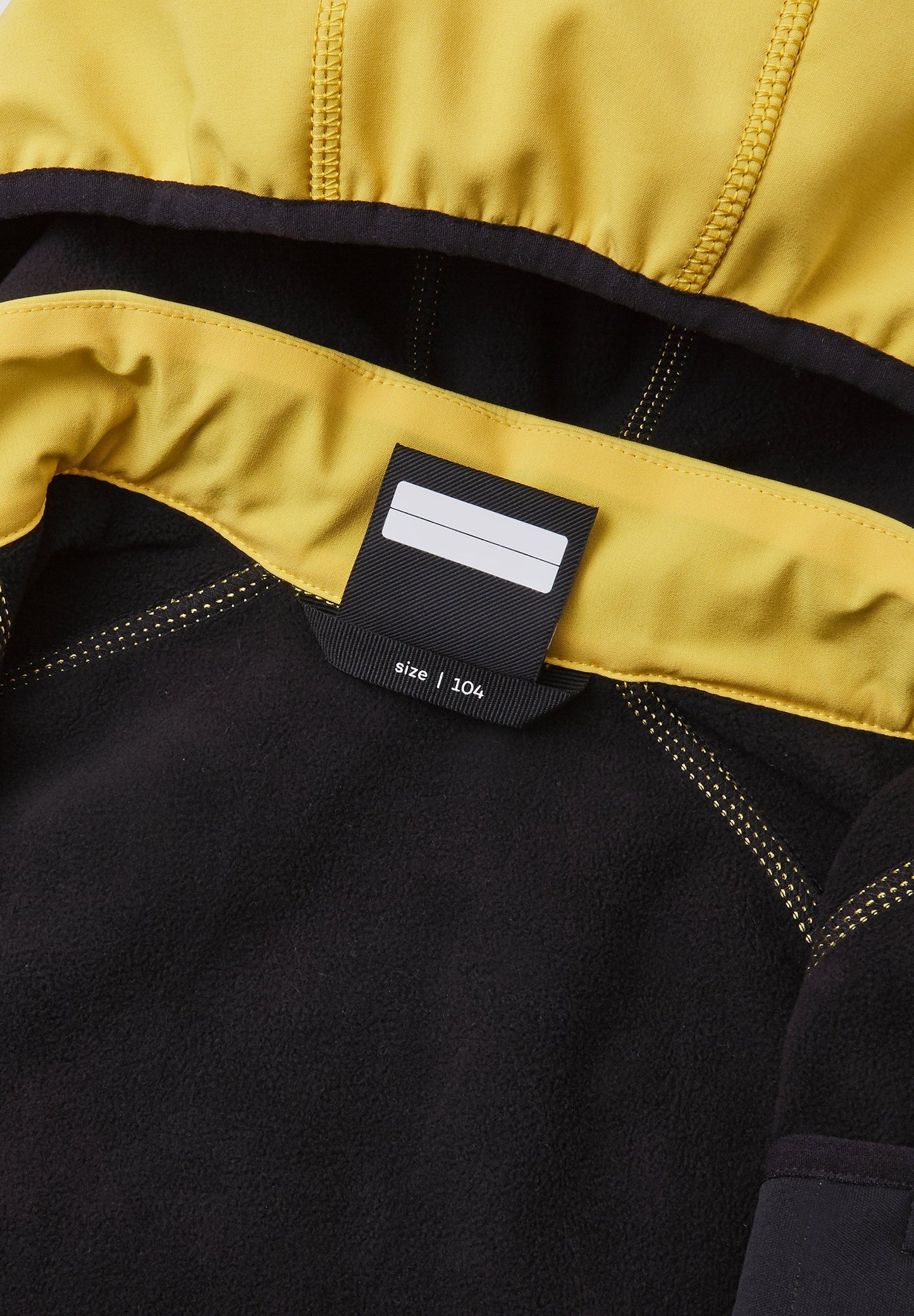 Fleece-Lined Water-Resistant Softshell Jacket - Vantti